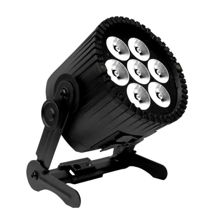 Astera AX9 PowerPAR LED wireless PAR light with Titan LED Engine – available for rental from GeoEvent